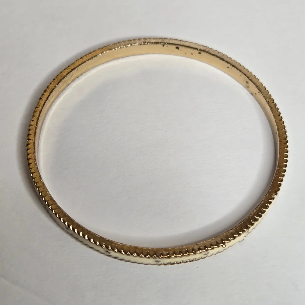 Cream Gold-Tone 8